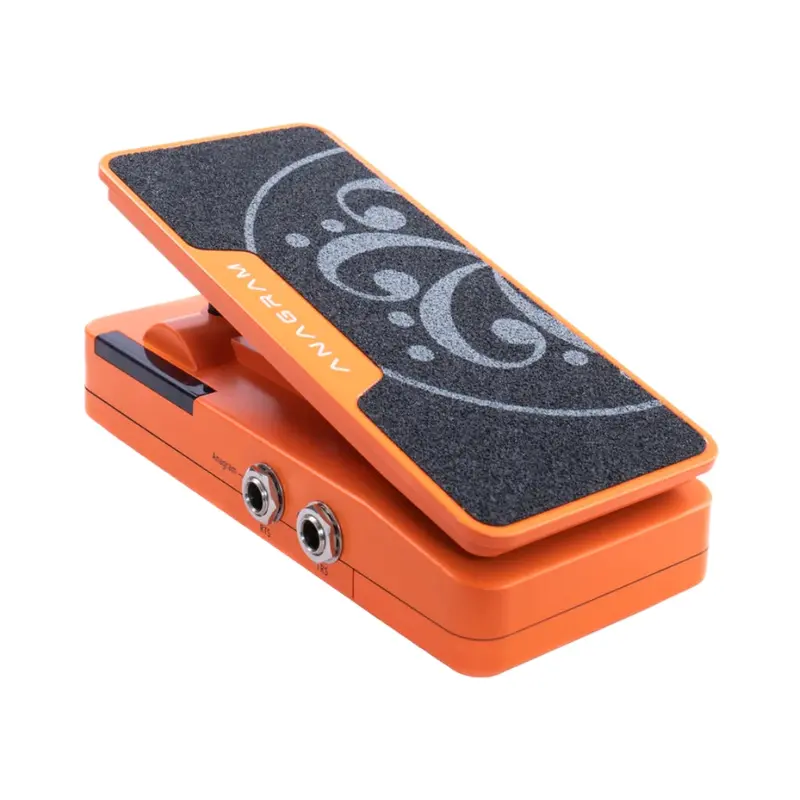 Darkglass Anagram Press – Expression-Controlled Dynamic Pedal 1