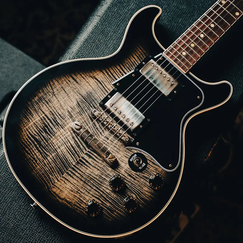 Gibson Custom Les Paul Special Double-Cut Electric Guitar – Cobra Burst Figured Maple Top 1