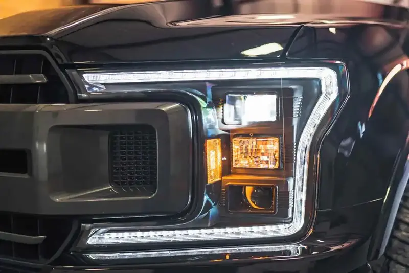 Morimoto Lf551 Xb Hybrid Led Headlights — Driver-Focused Design For 2018–2020 Ford F-150 1